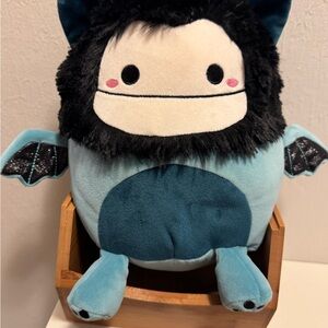 Squishmallows Skip the Bigfoot Bat Black and Teal Plush